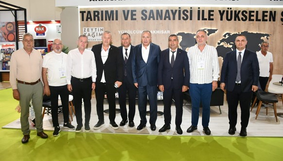 İSTİB BAŞKANI KOPUZ'DAN, WORLDFOOD FUARI'NDA ZİYARETLER